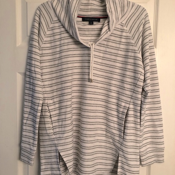 Tommy Hilfiger Sweaters - Tommy Hilfiger Pullover